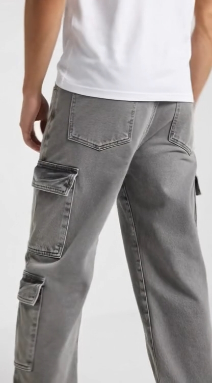 Calça Jeans Cargo Masculina Cinza Bolsos Laterais Streetwear
