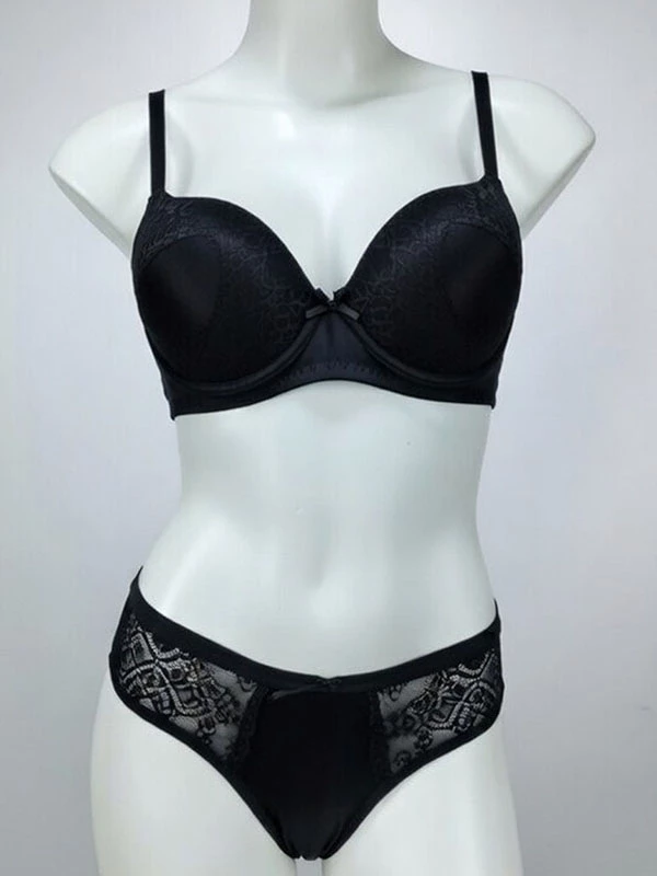 Conjunto Lingerie Rendado Feminino Sutiã com Bojo + Calcinha Preta